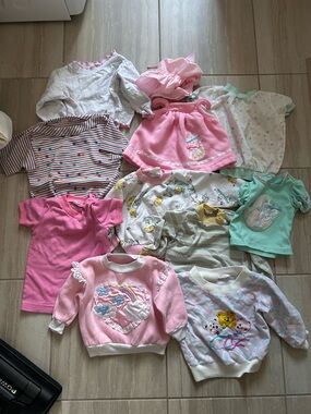 Assorted sizes Pastel tops  Lot - Pink & Mint Pieces